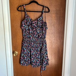 Blue dress with dots